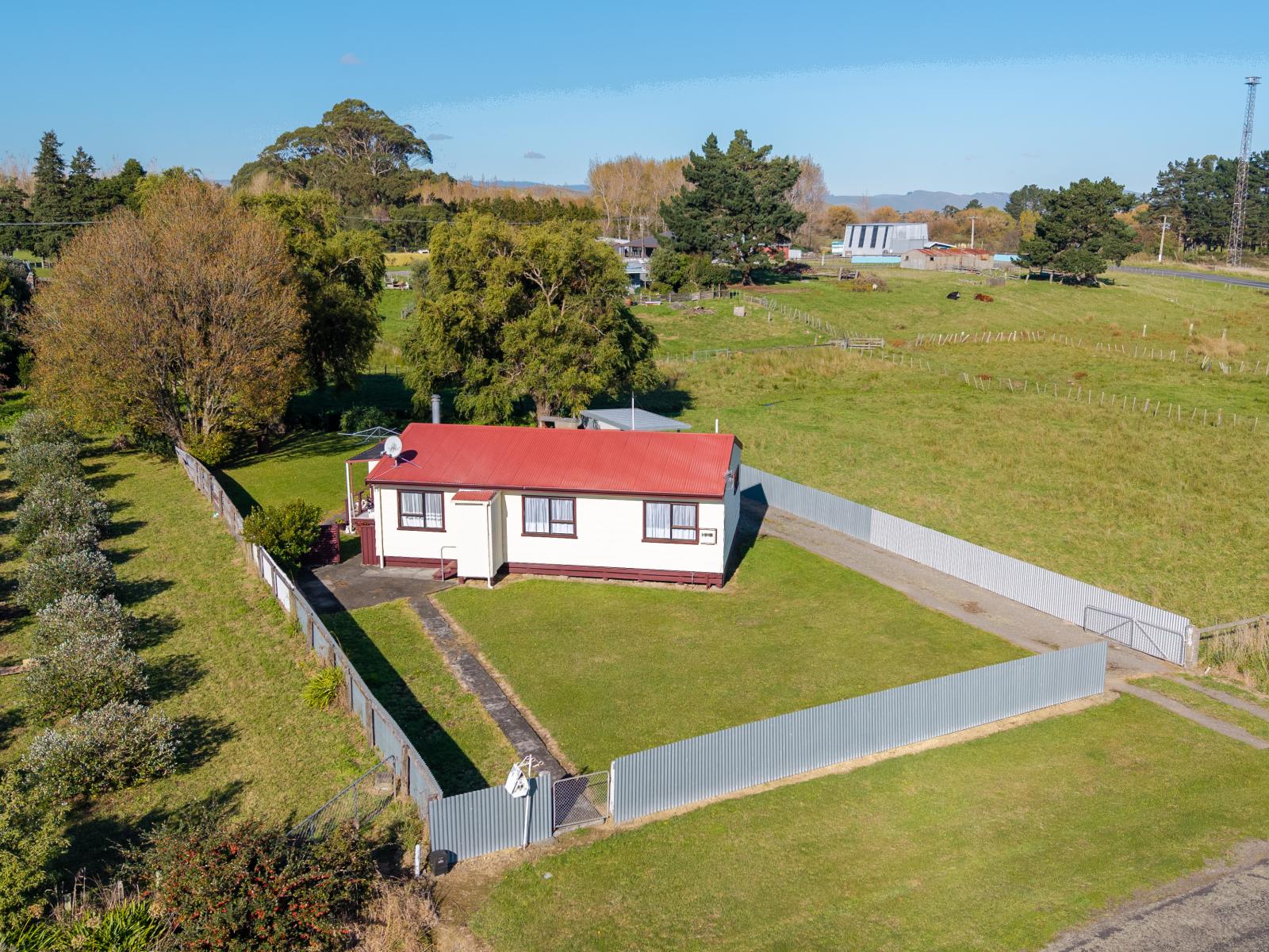 16 Burgoyne Street, Woodville