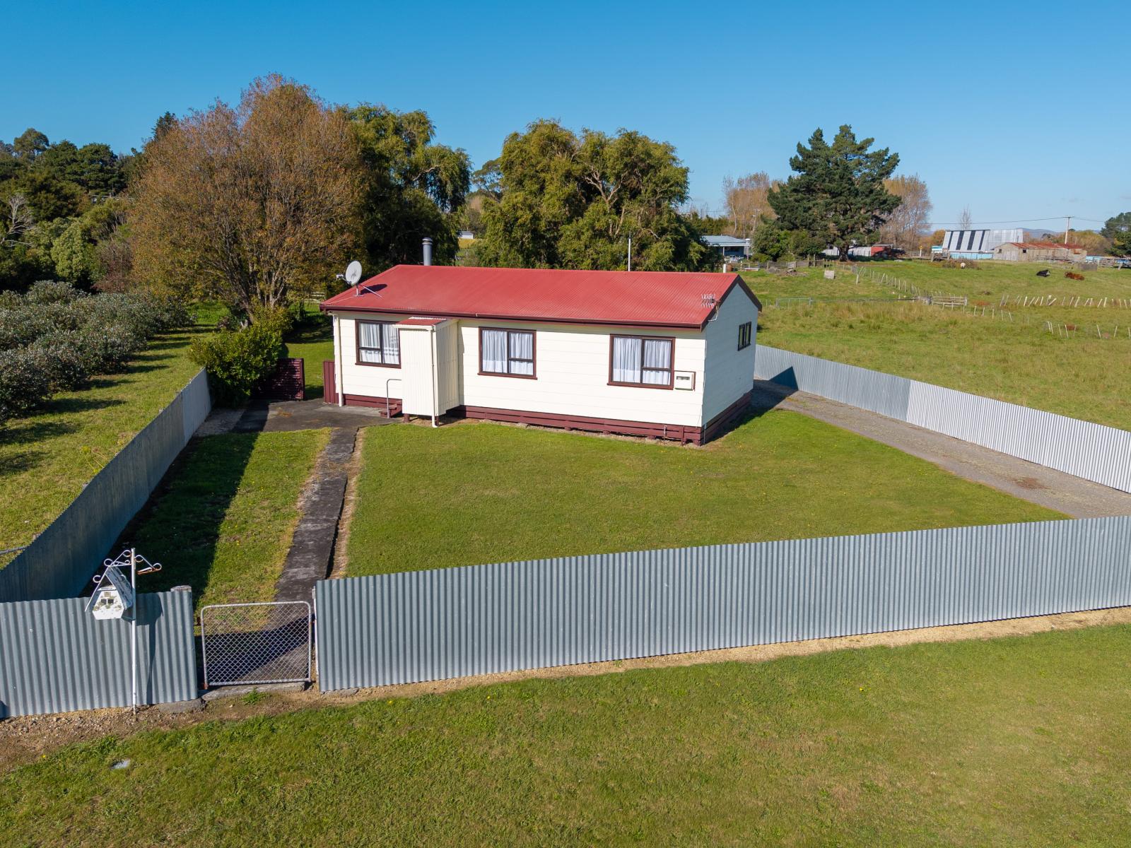 16 Burgoyne Street, Woodville