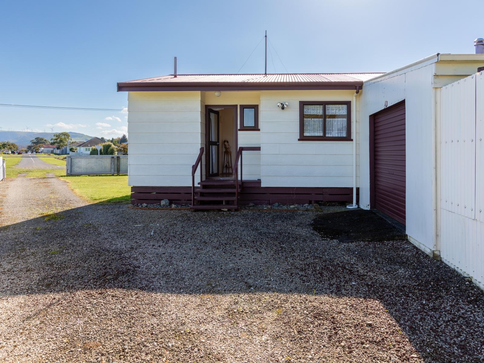 16 Burgoyne Street, Woodville