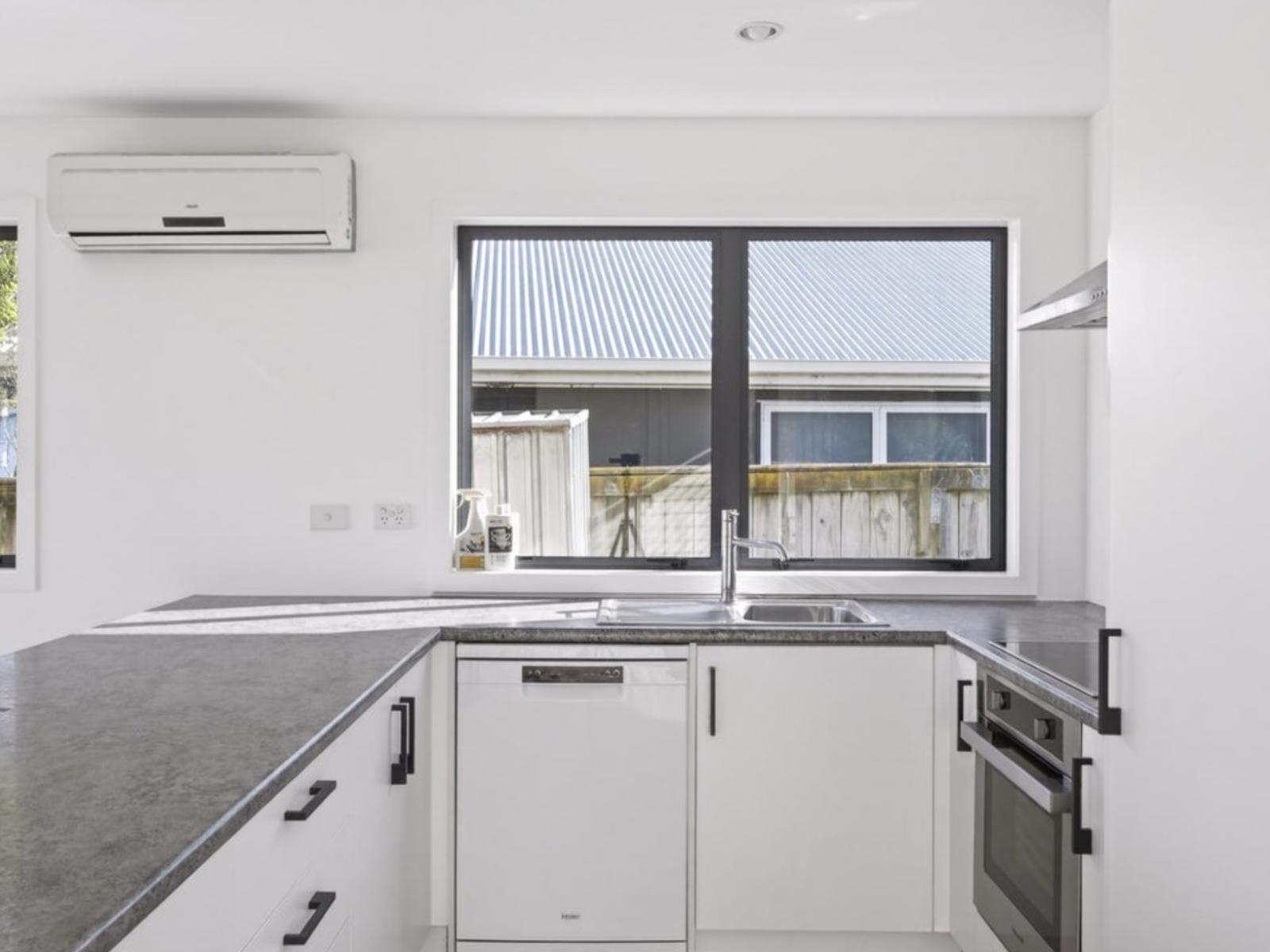 18 Tuamotu Park, Wainui