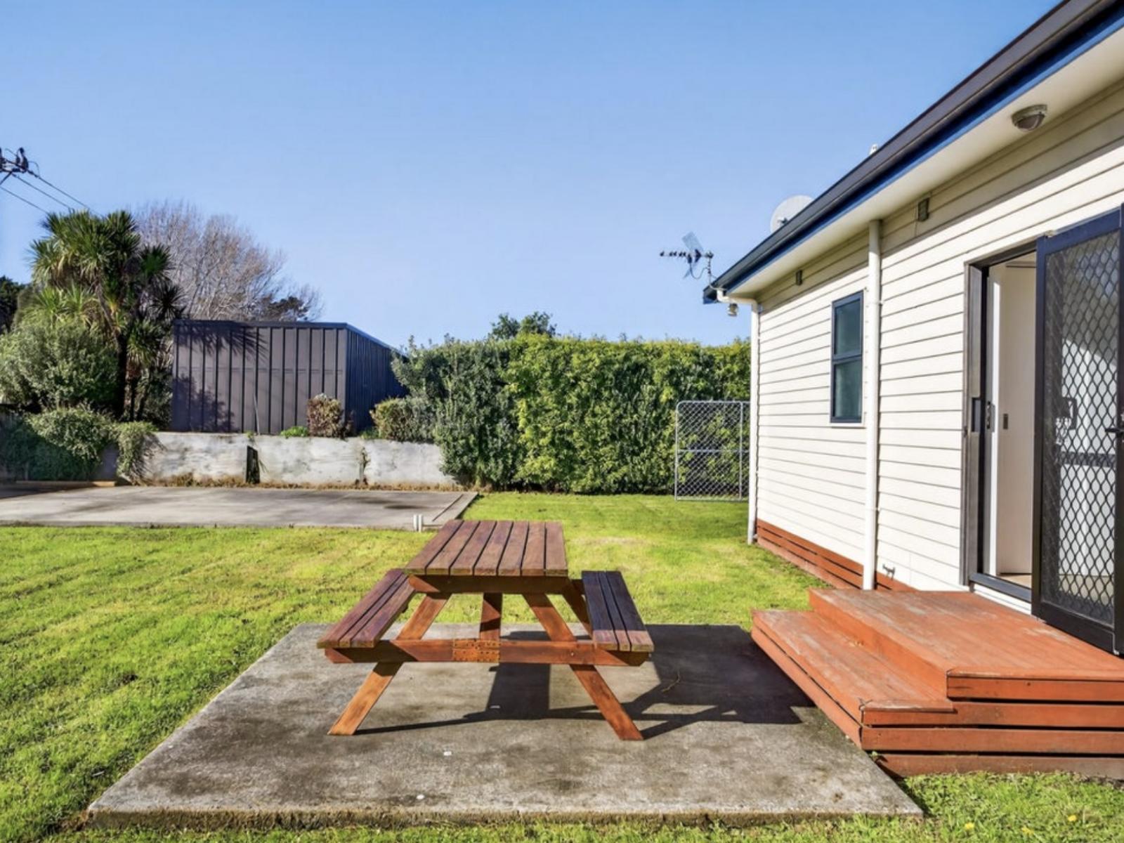 18 Tuamotu Park, Wainui