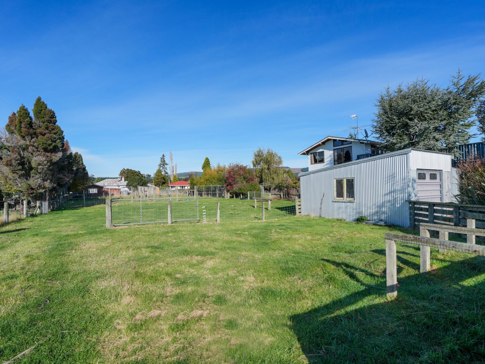 23 and 25 Swale Street, Otautau