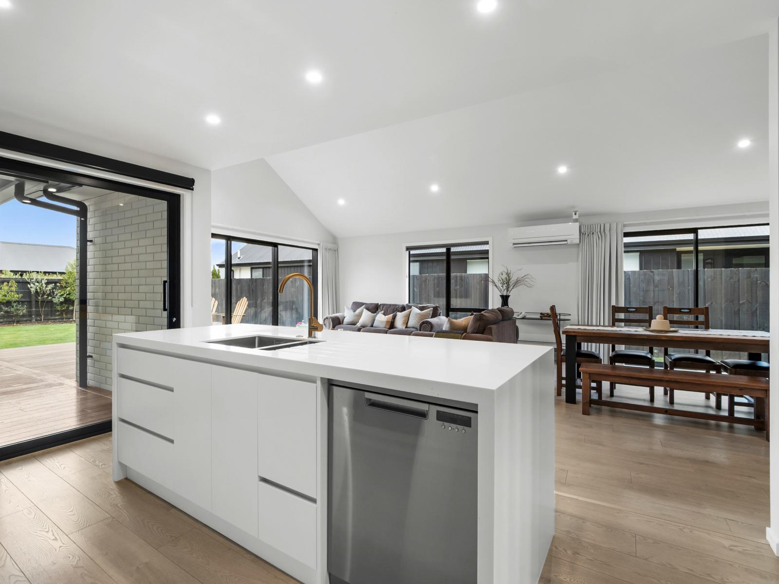 10 Redhaven Rise, Netherby