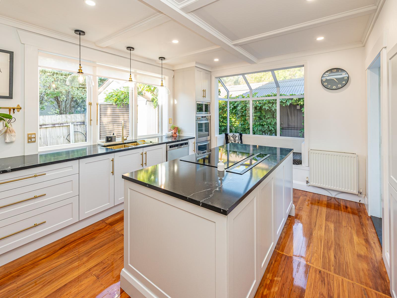 12 Brassey Road, St Johns Hill