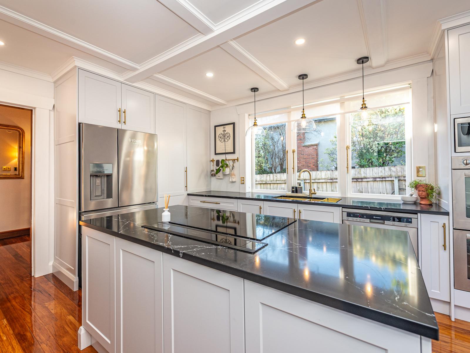 12 Brassey Road, St Johns Hill