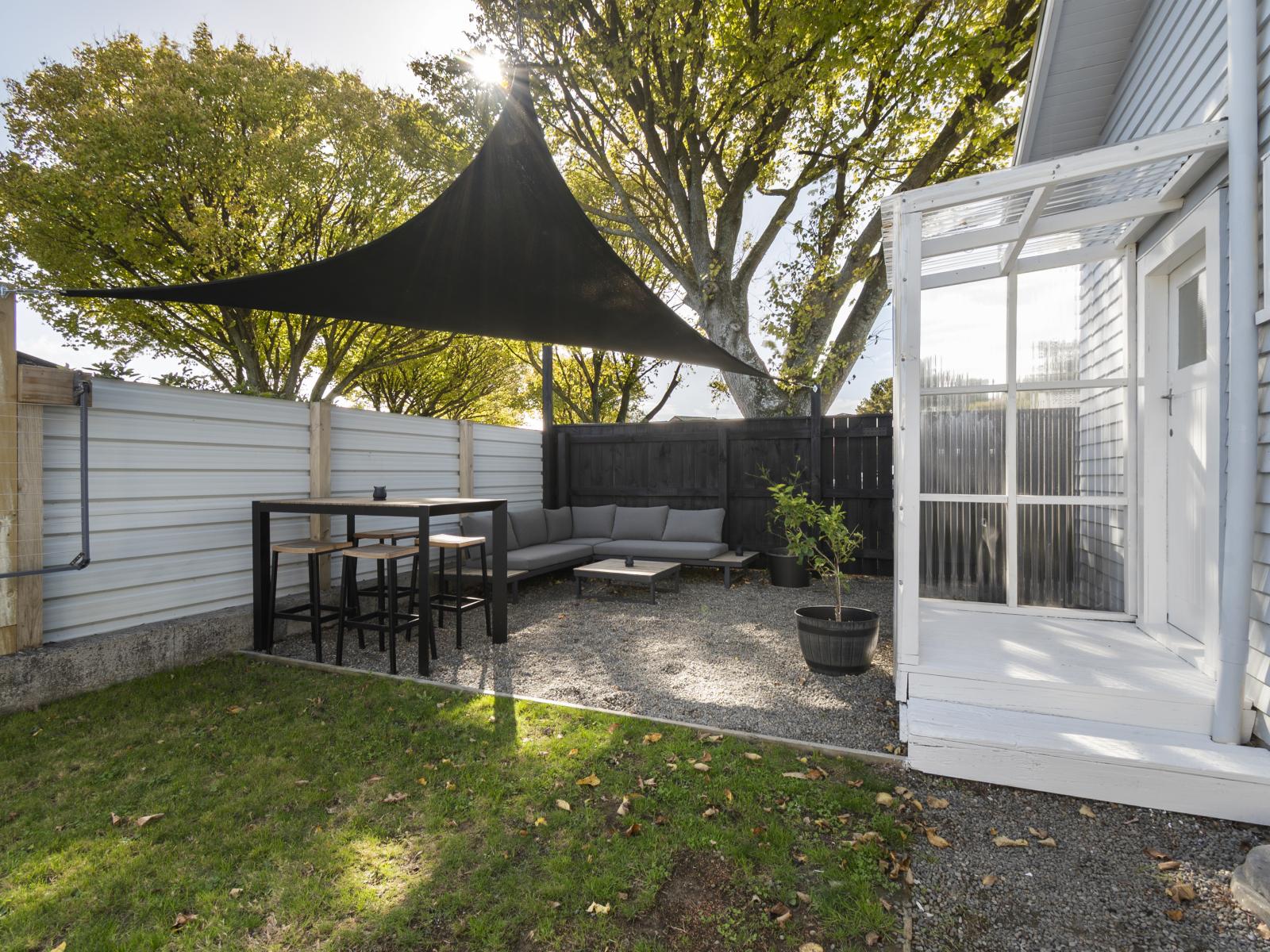 33 Featherston Street, Takaro