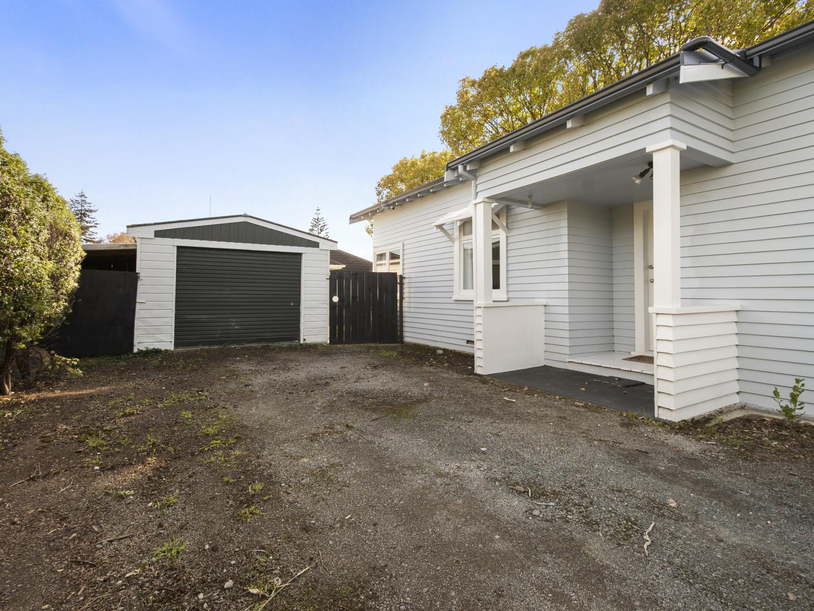 33 Featherston Street, Takaro