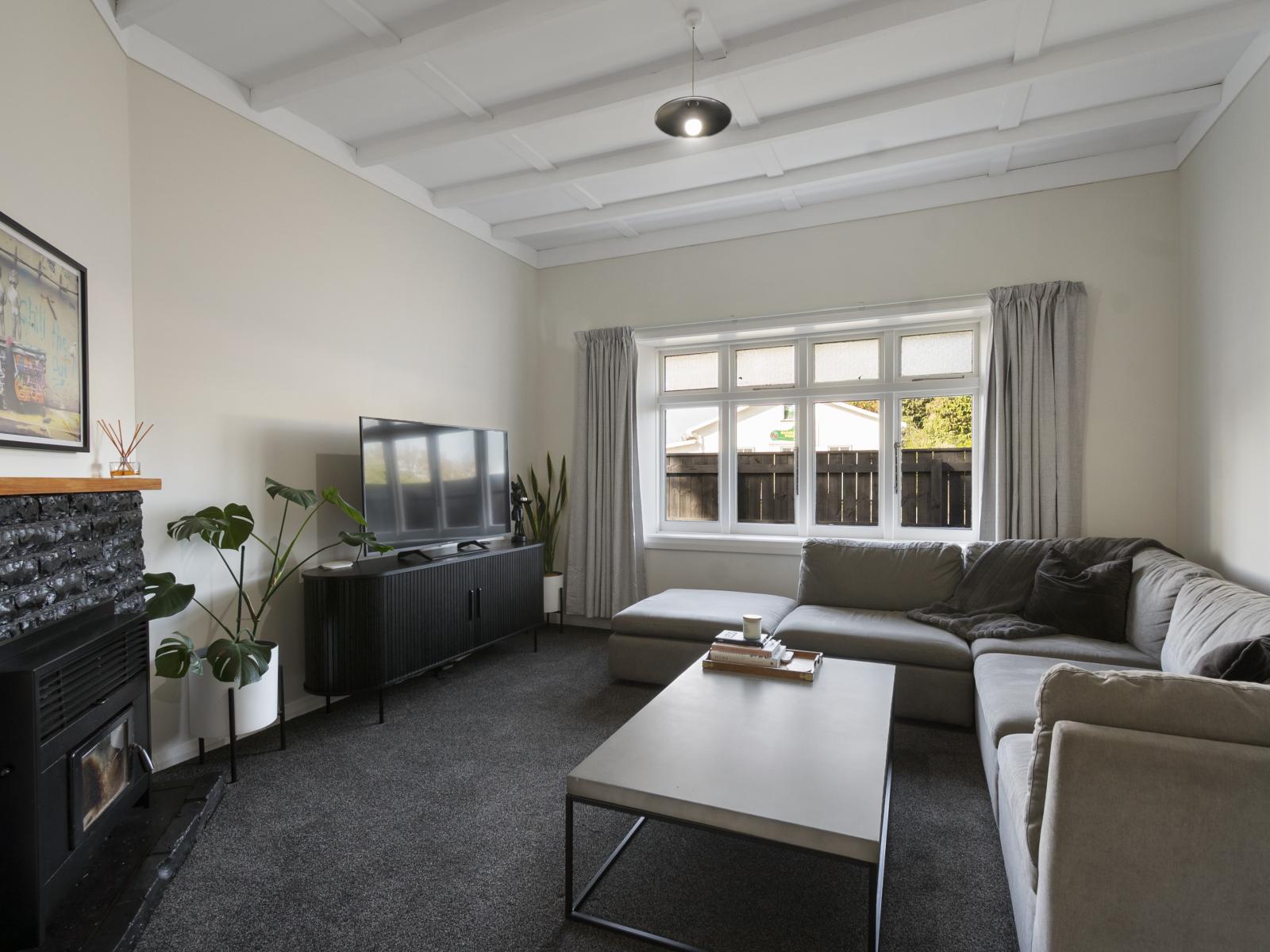 33 Featherston Street, Takaro
