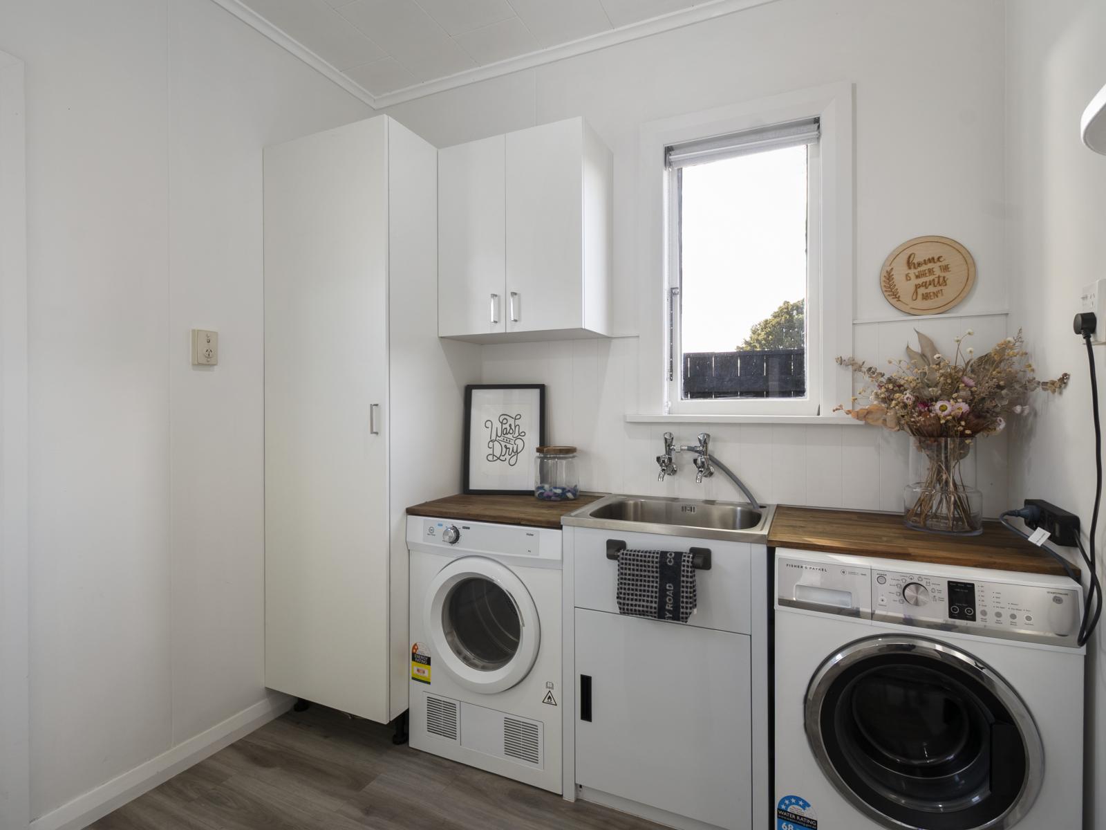 33 Featherston Street, Takaro