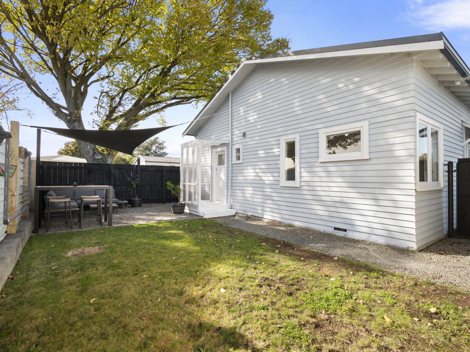 33 Featherston Street, Takaro