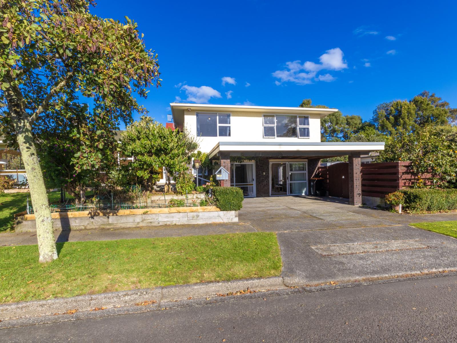 1 Guernsey Place, Fitzherbert