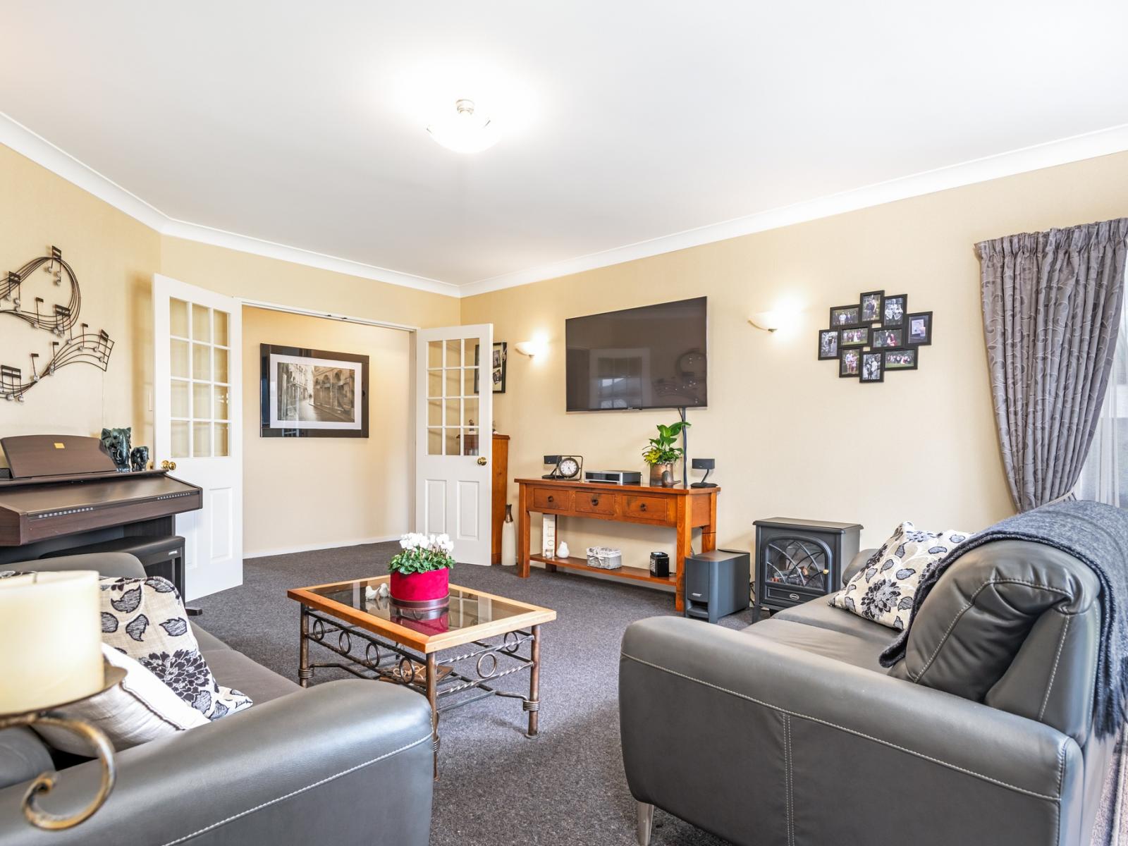 19 Clearview Drive, Milson