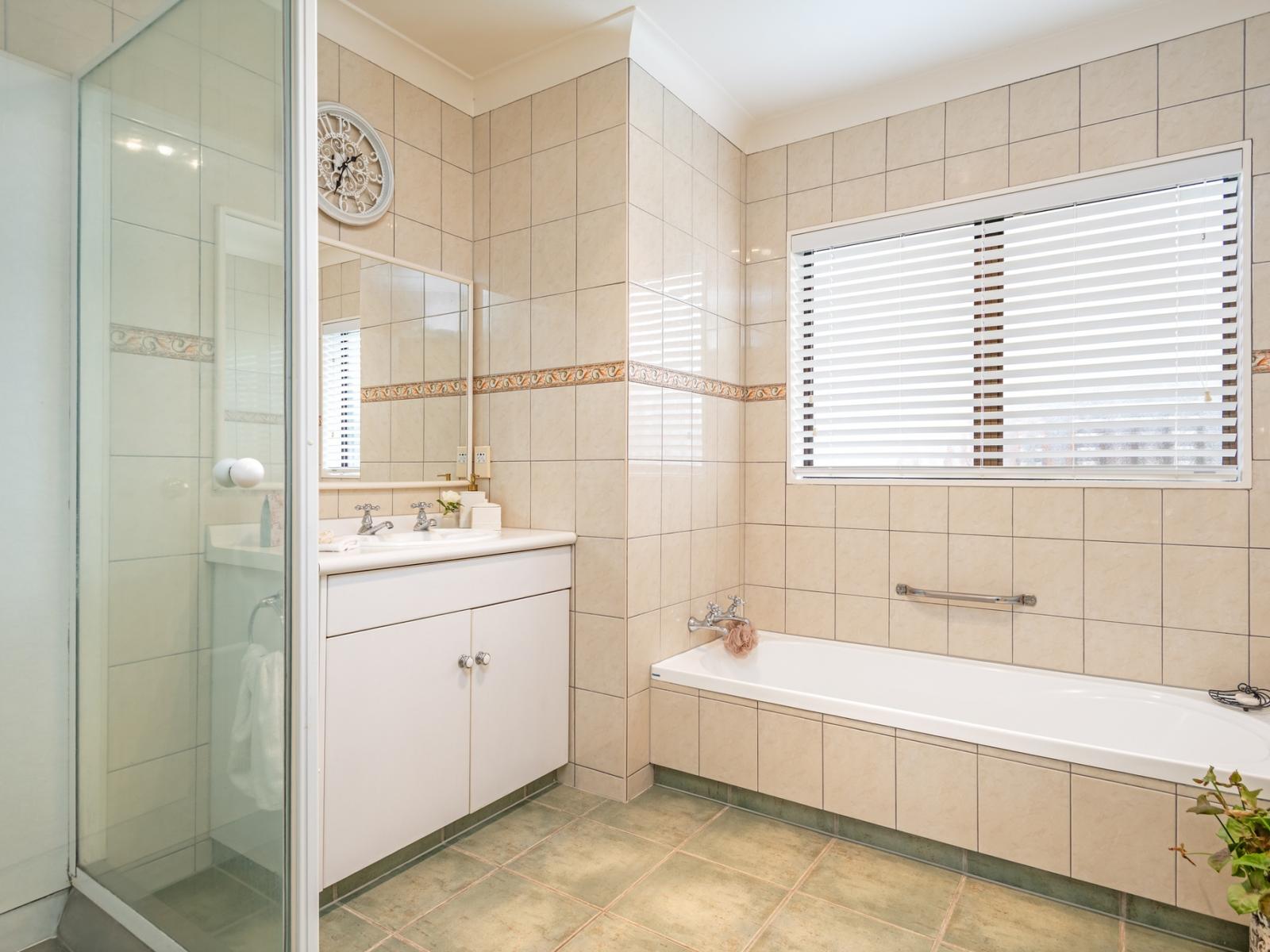 19 Clearview Drive, Milson
