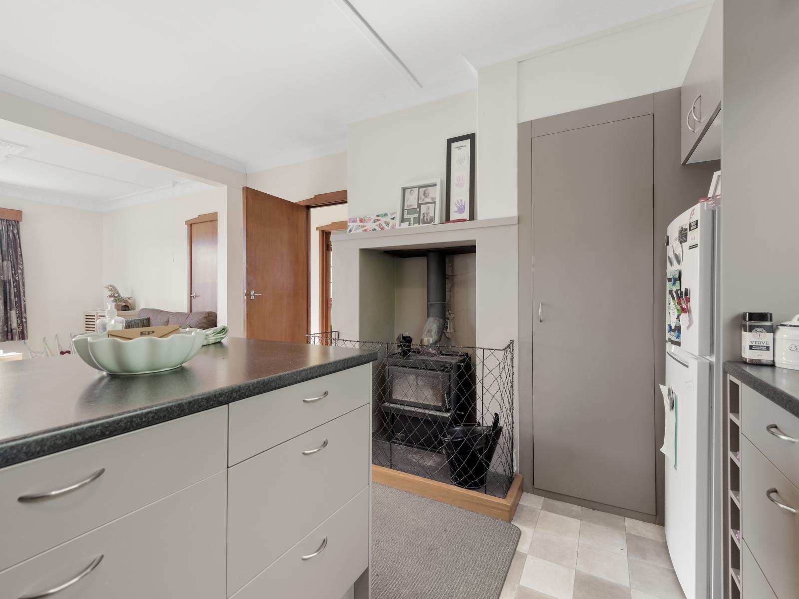 305B Waimumu Road, Waimumu