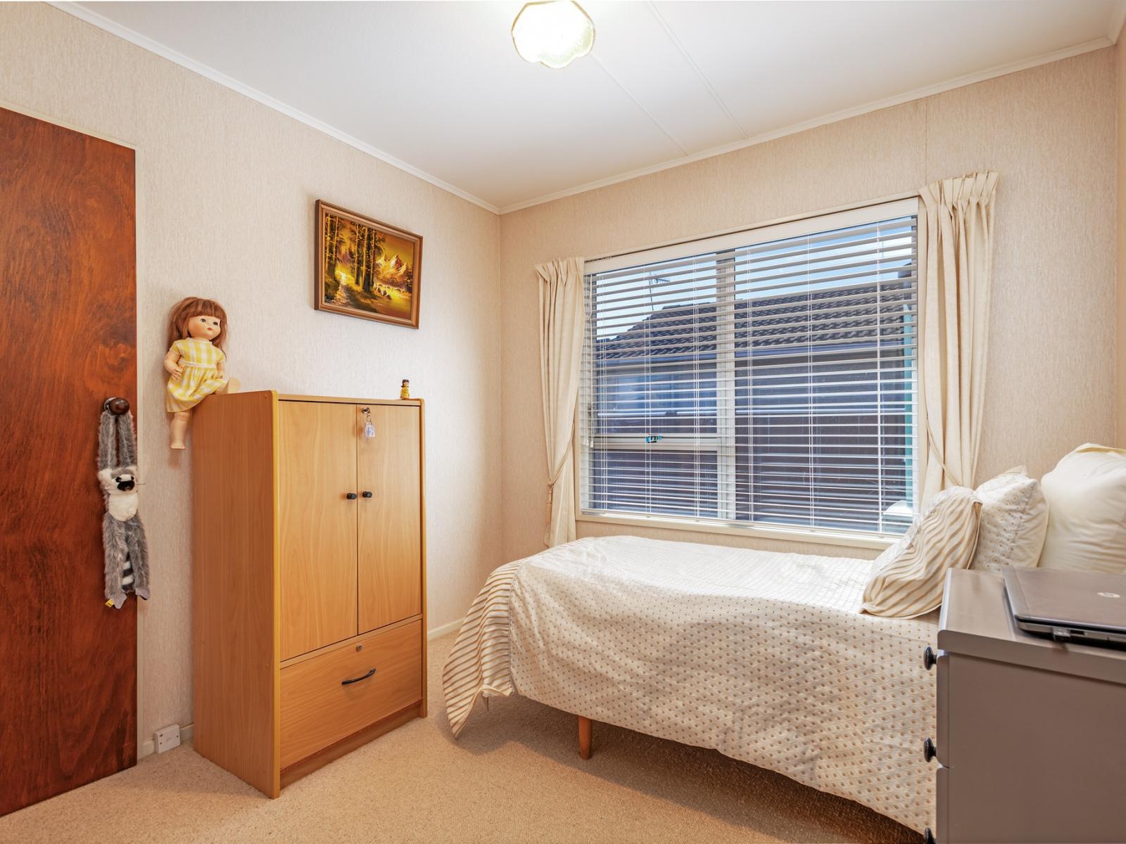 78 John F Kennedy Drive, Milson