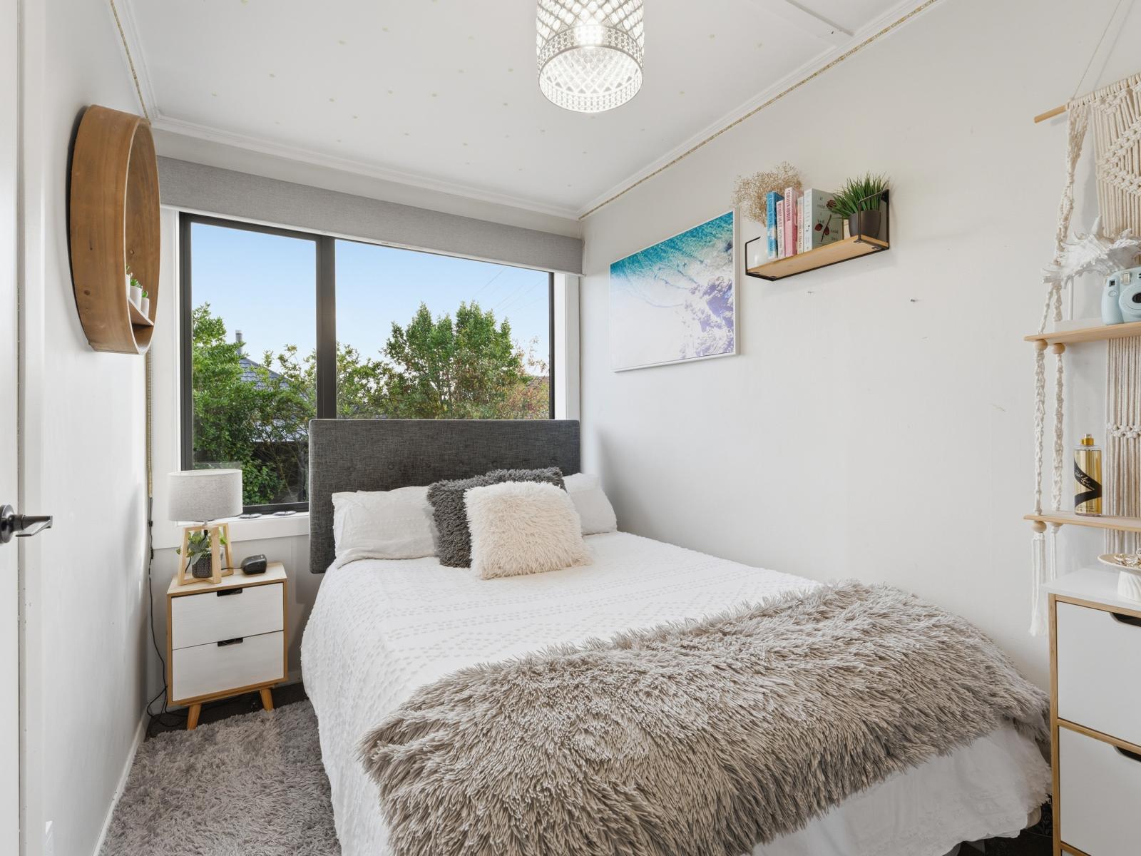 7 Isadore Road, Corstorphine