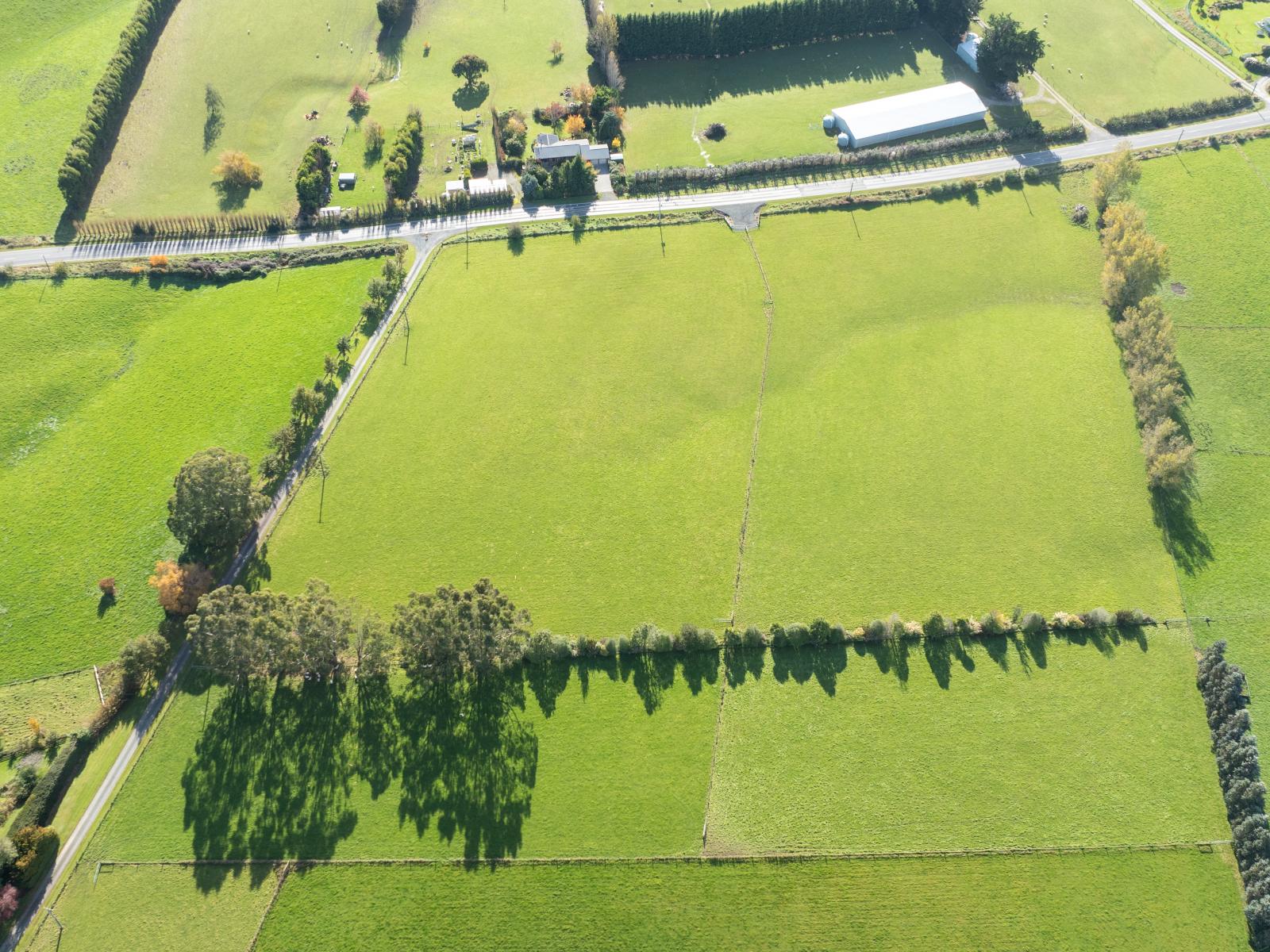 297 and 299 Waimumu Road, Waimumu