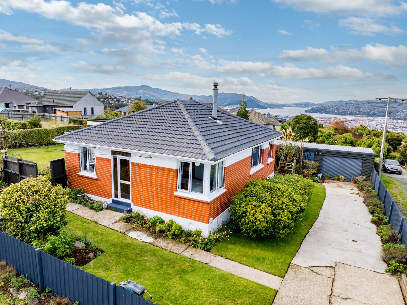 87 Riselaw Road, Calton Hill