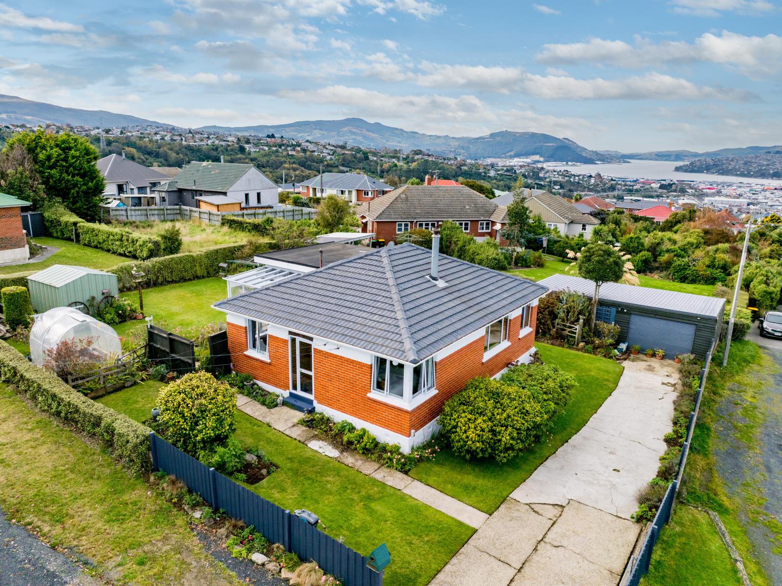 87 Riselaw Road, Calton Hill