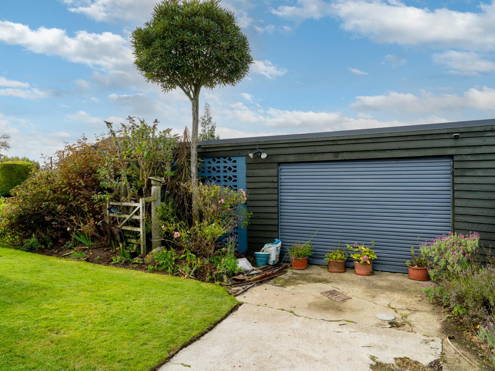 87 Riselaw Road, Calton Hill