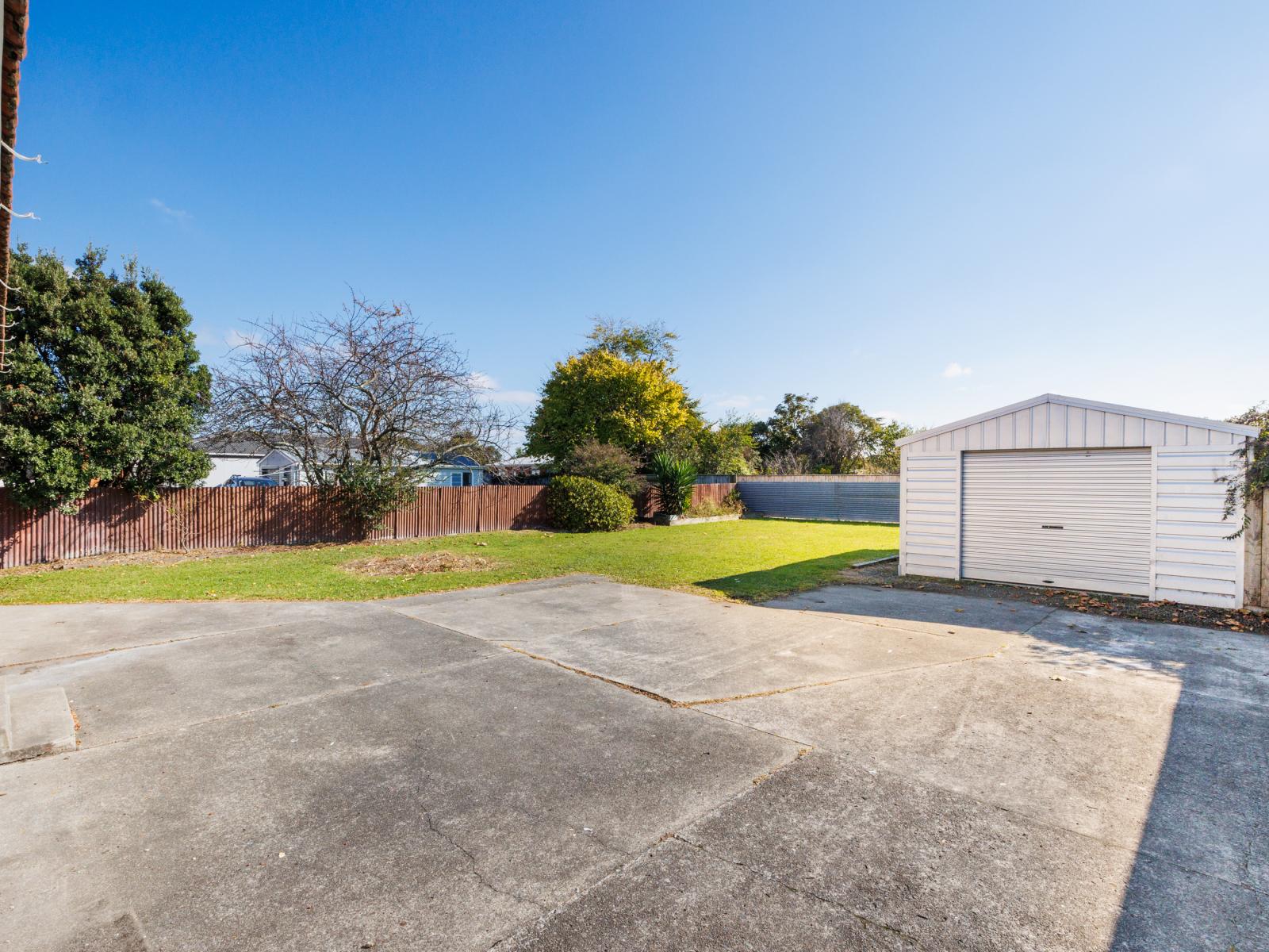 657 Featherston Street, Roslyn