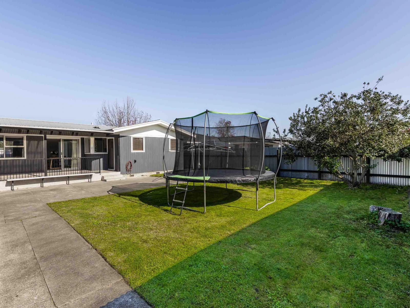 12 Lyttelton Crescent, Tamatea