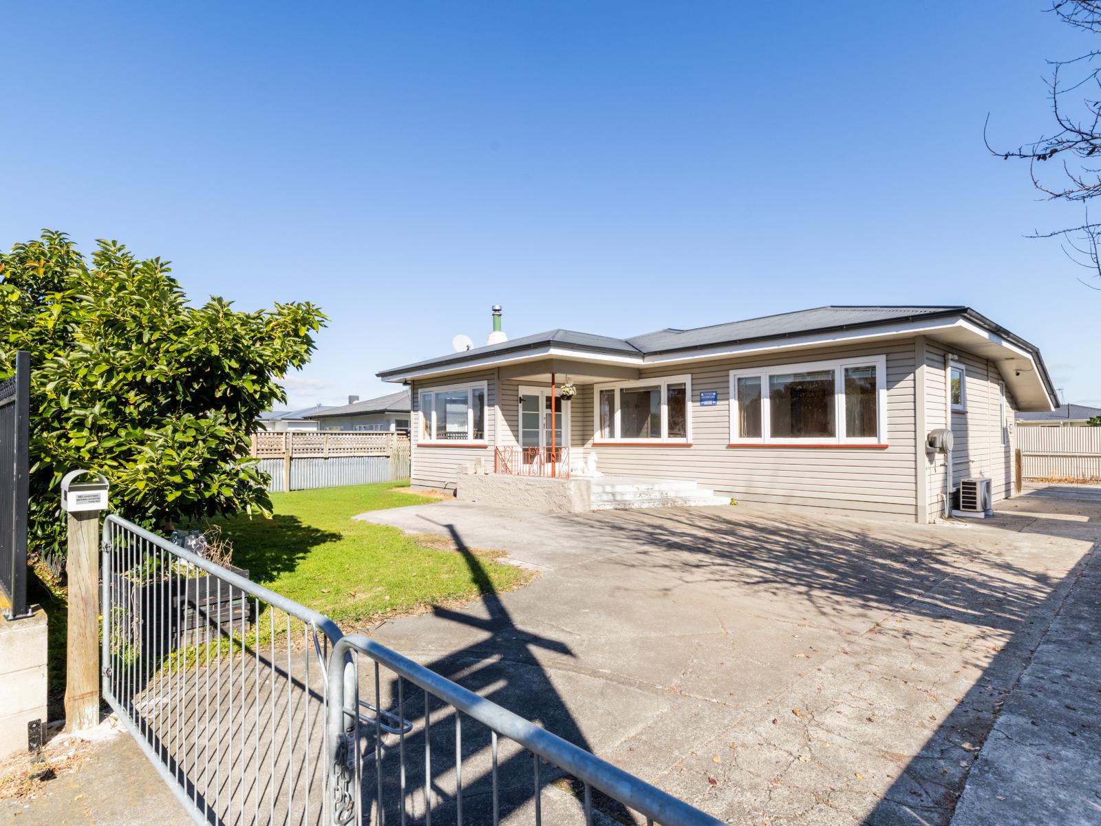 901 Heretaunga Street East, Parkvale