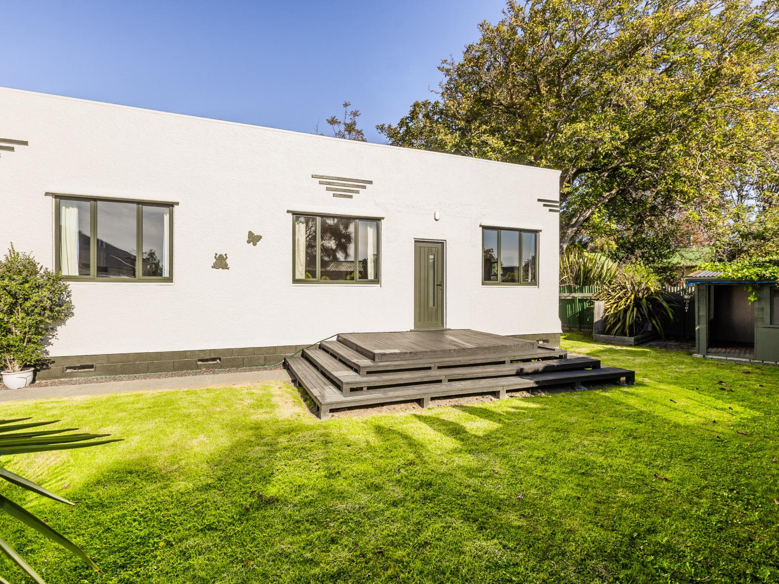 907A Lyell Street, Akina