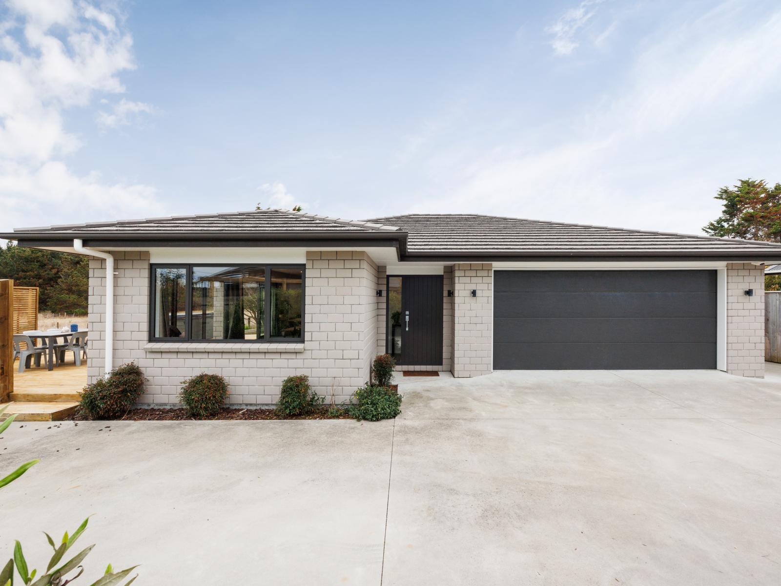 13 Oxnam Place, Foxton Beach