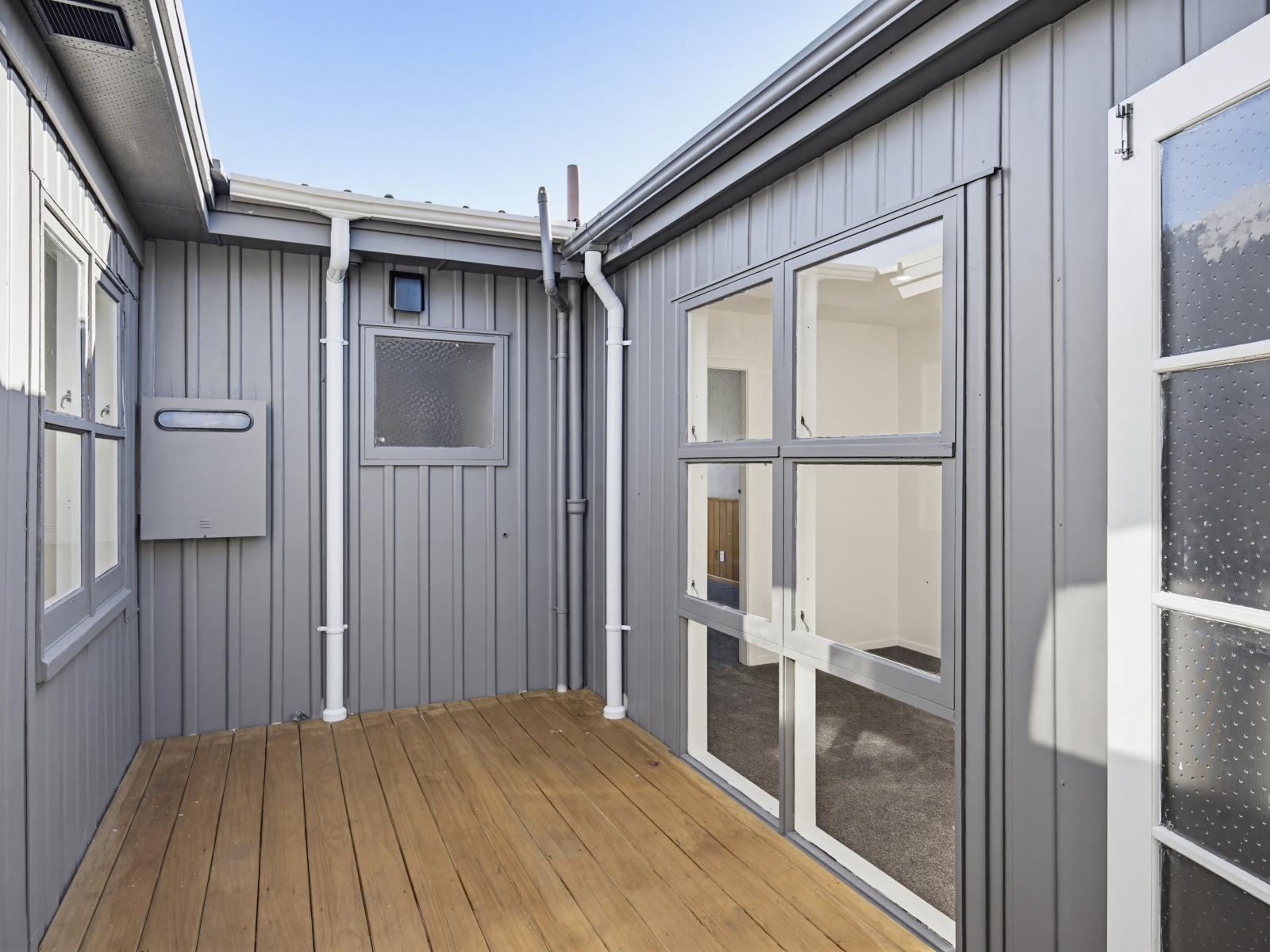 1 Matuhi Street, Waikanae