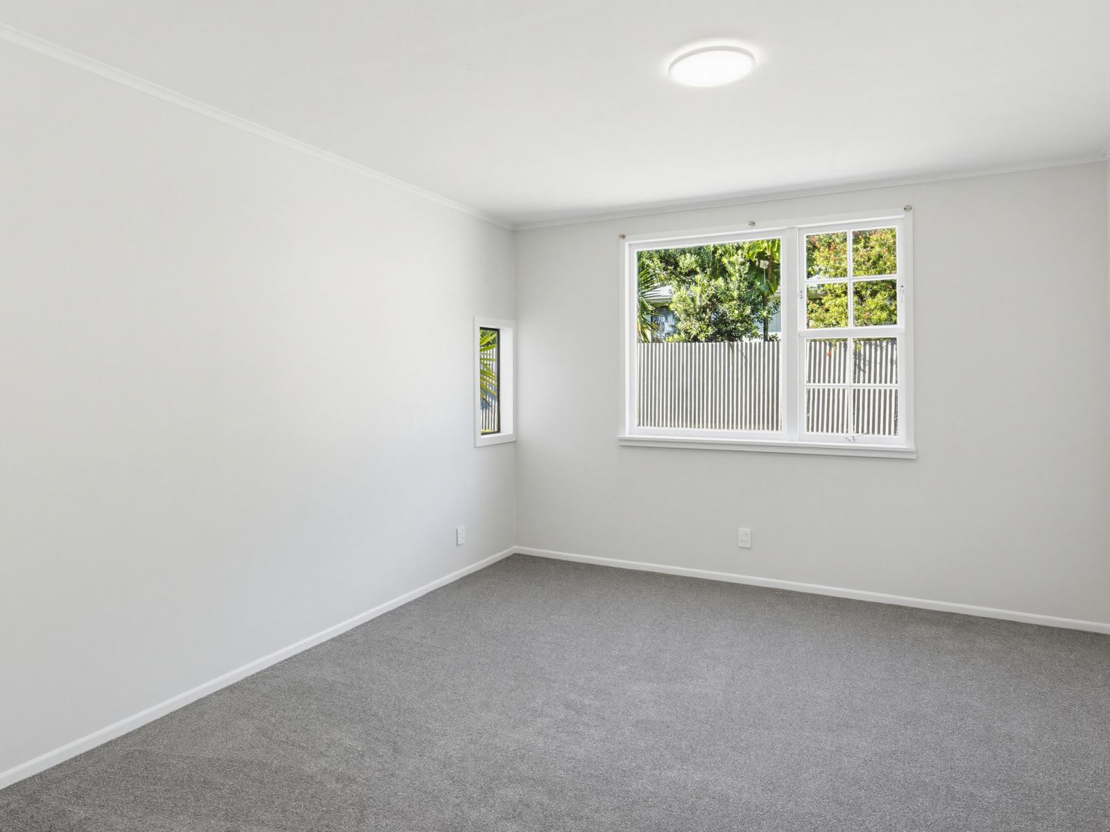 1 Matuhi Street, Waikanae
