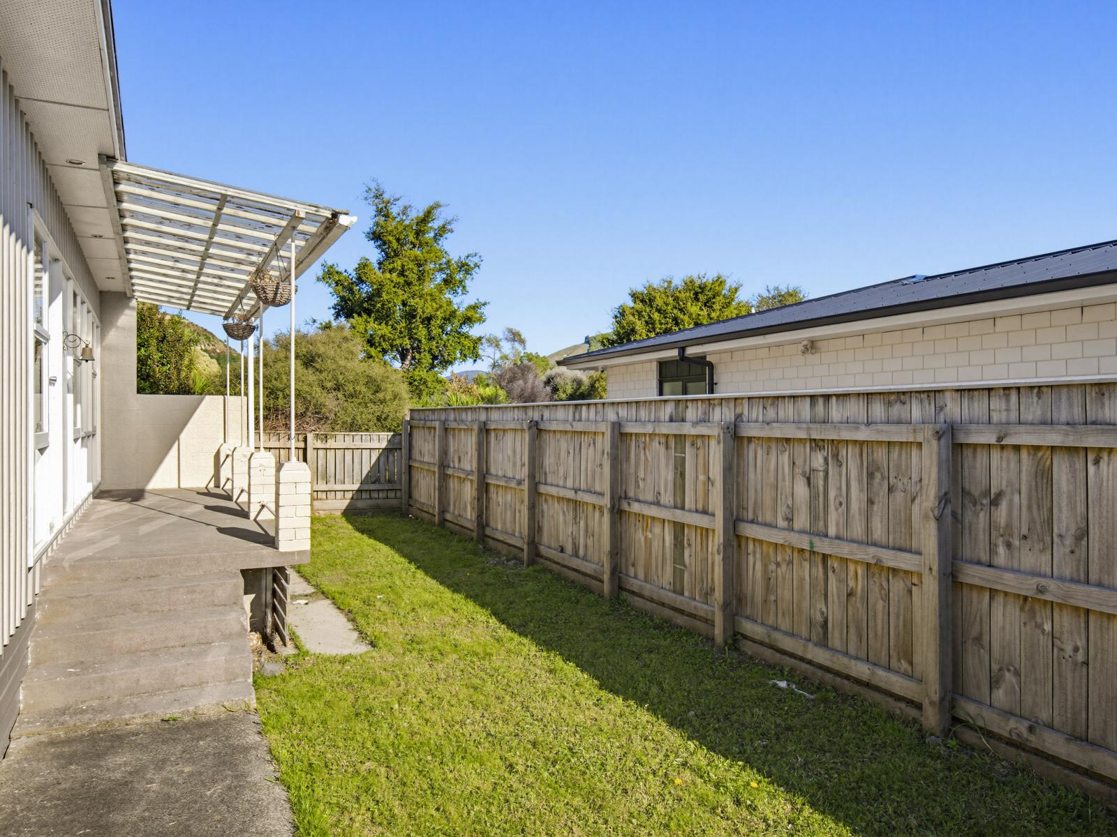 1 Matuhi Street, Waikanae