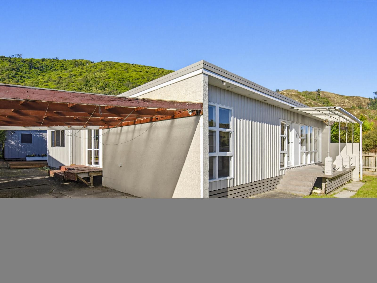 1 Matuhi Street, Waikanae