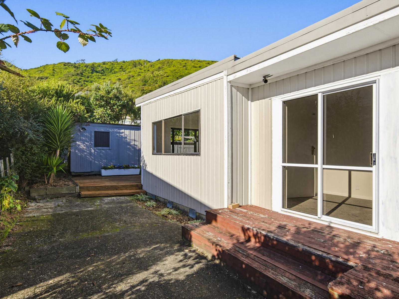 1 Matuhi Street, Waikanae