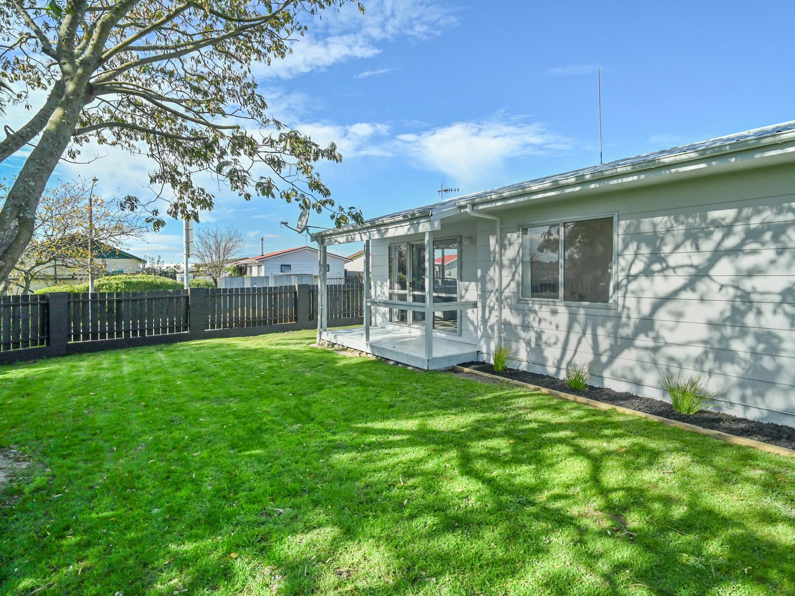 Unit 2, 2 Tarbet Place, Flaxmere