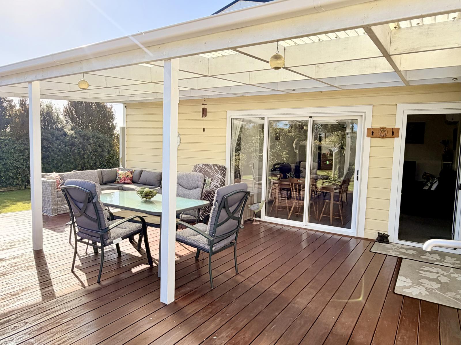 133 Ferry Road, Richmond