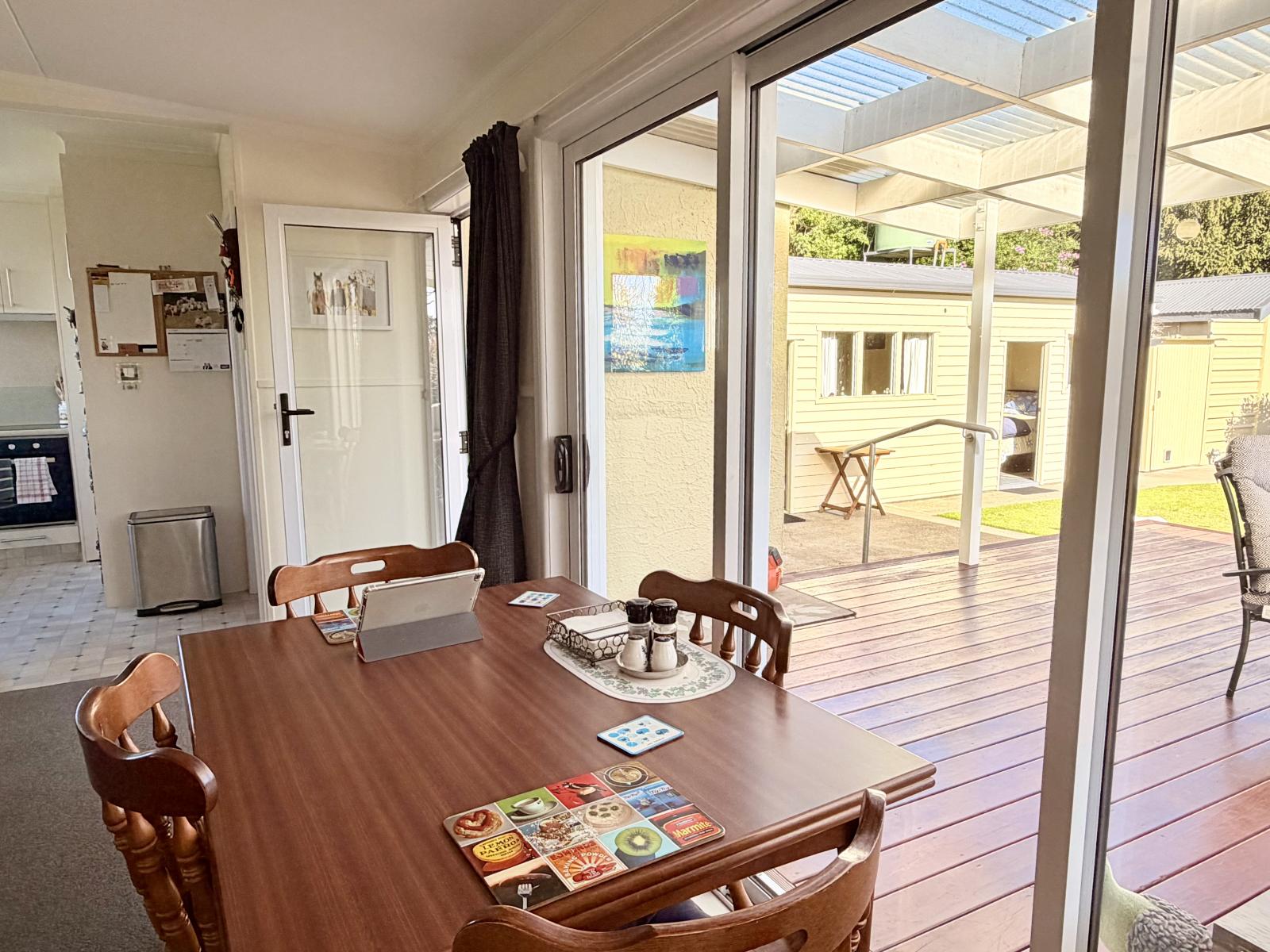 133 Ferry Road, Richmond