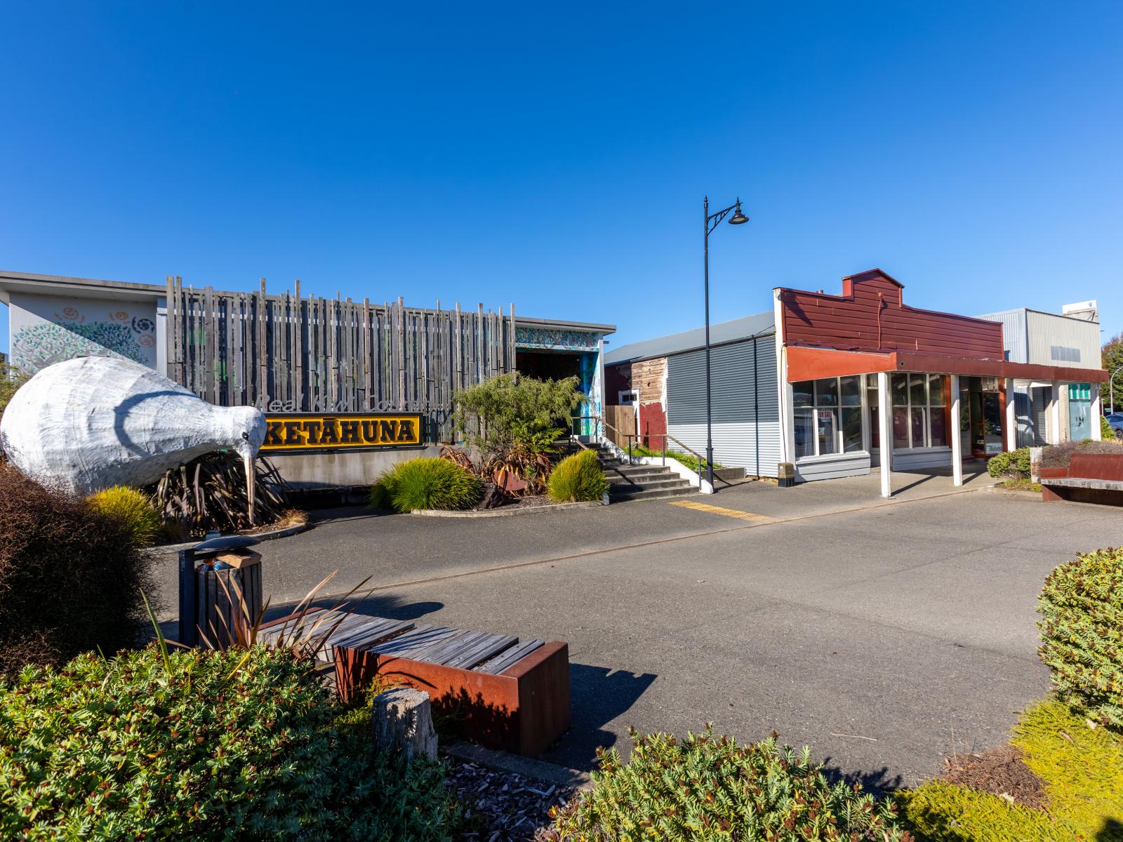 24 Main Street, Eketahuna