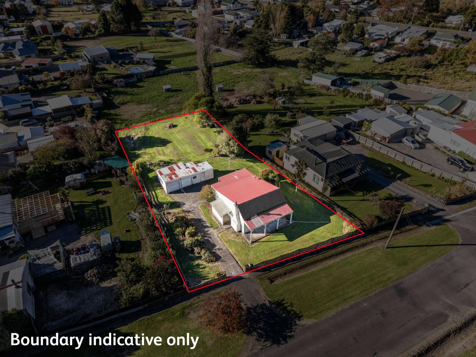 16 Feltham Street, Hunterville