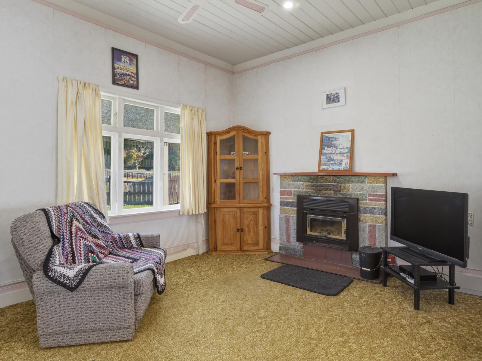 16 Feltham Street, Hunterville