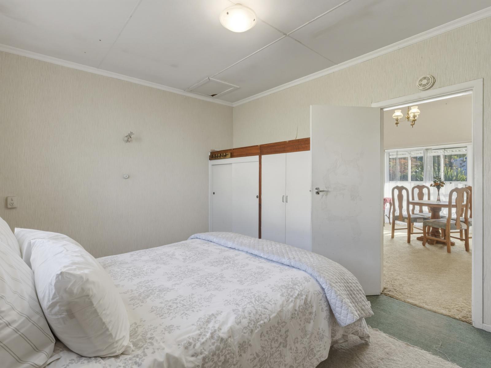 16 Feltham Street, Hunterville