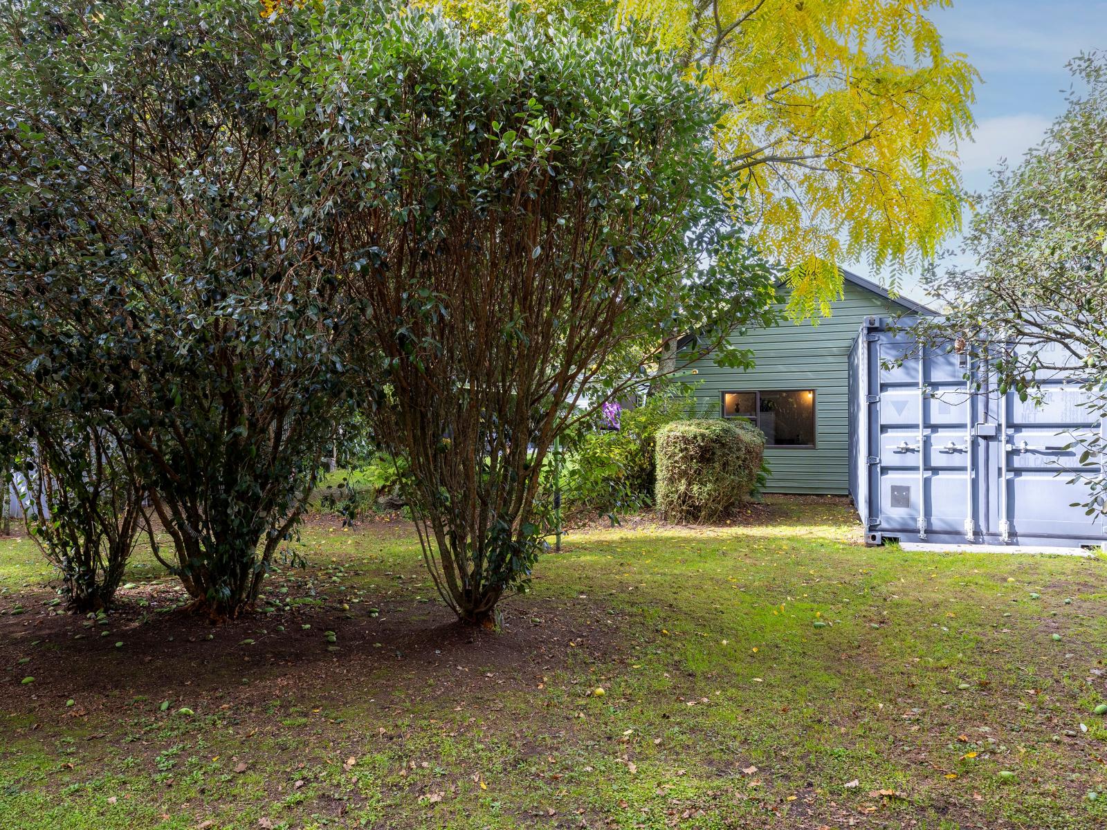1429 River Road, Broadlands