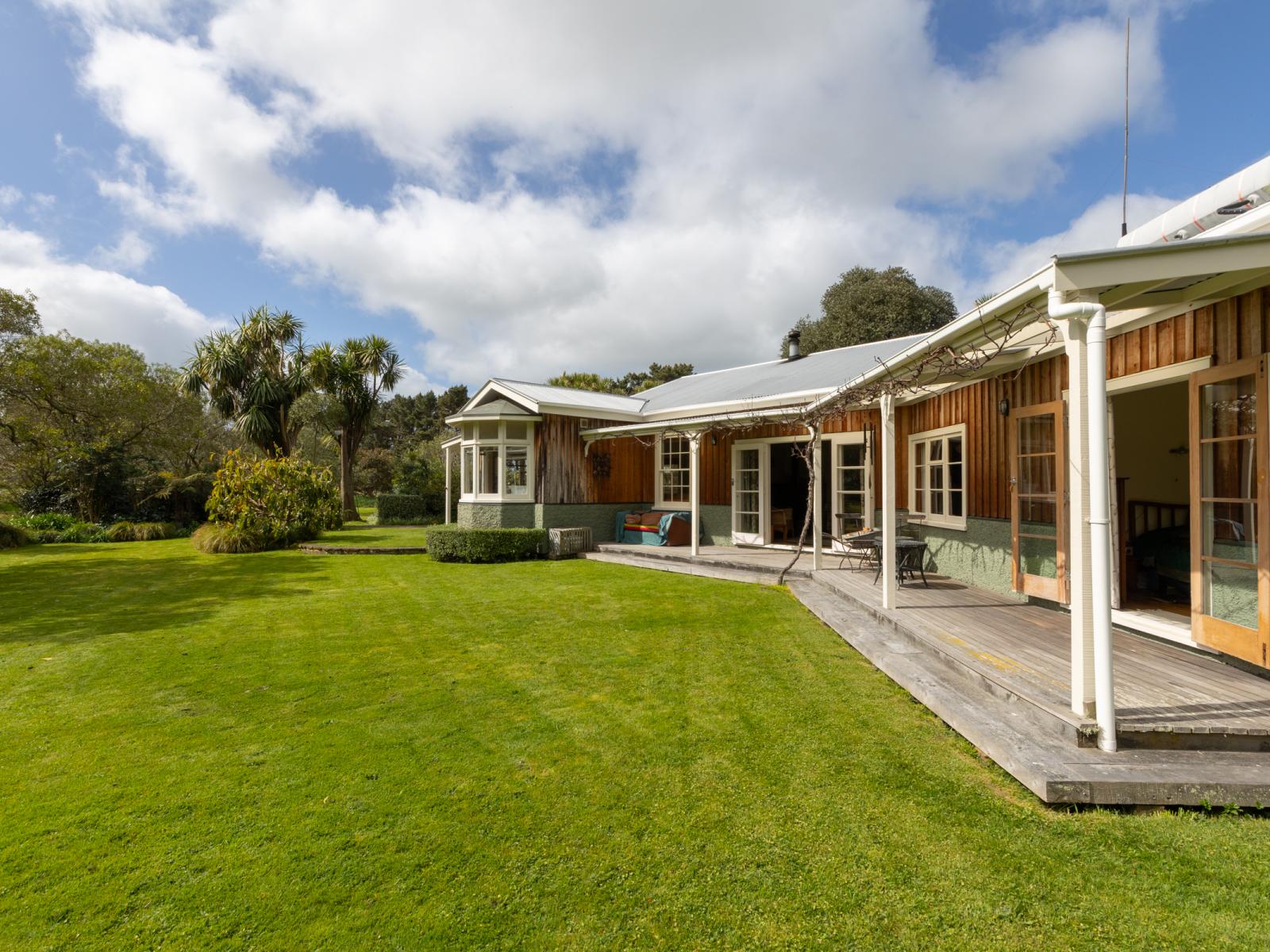 1522 Parewanui Road, Bulls