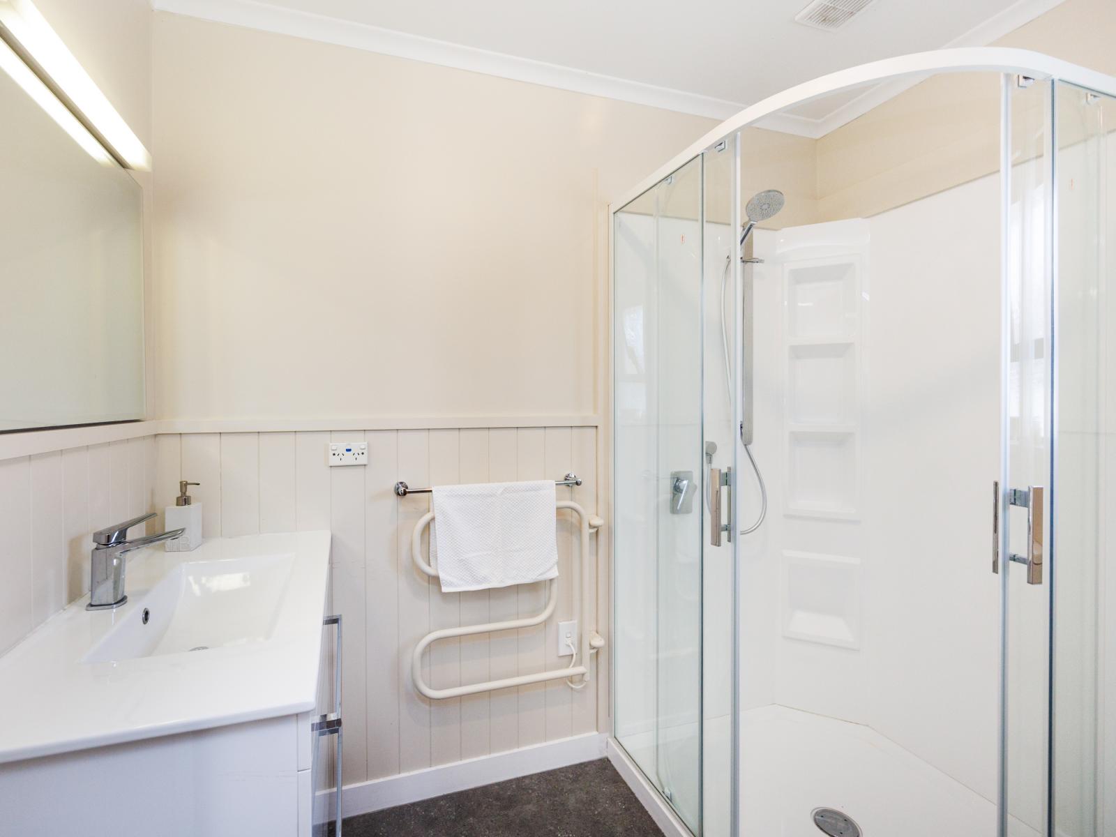 4 Tudor Grove, Feilding