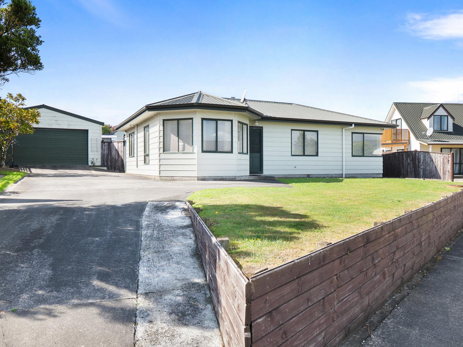38 Dahlstrom Grove, Kelvin Grove