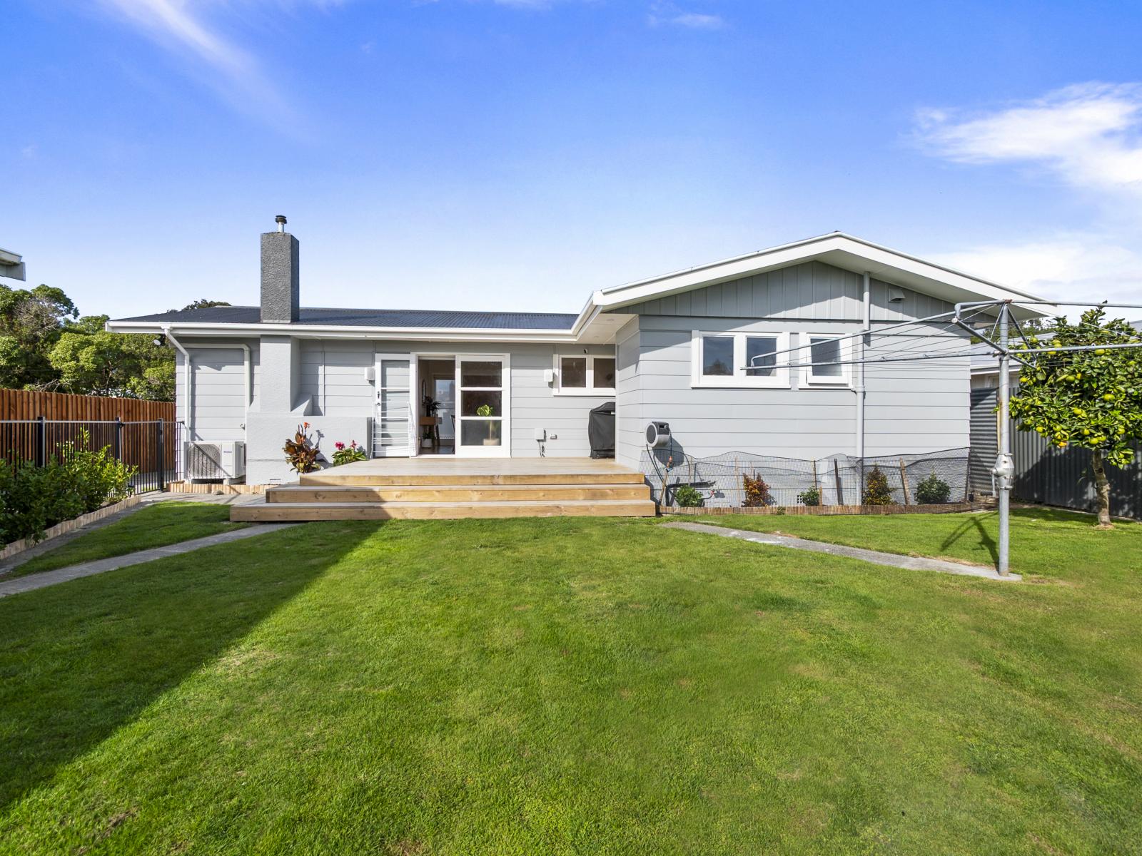 18 Tararua Terrace, Cloverlea
