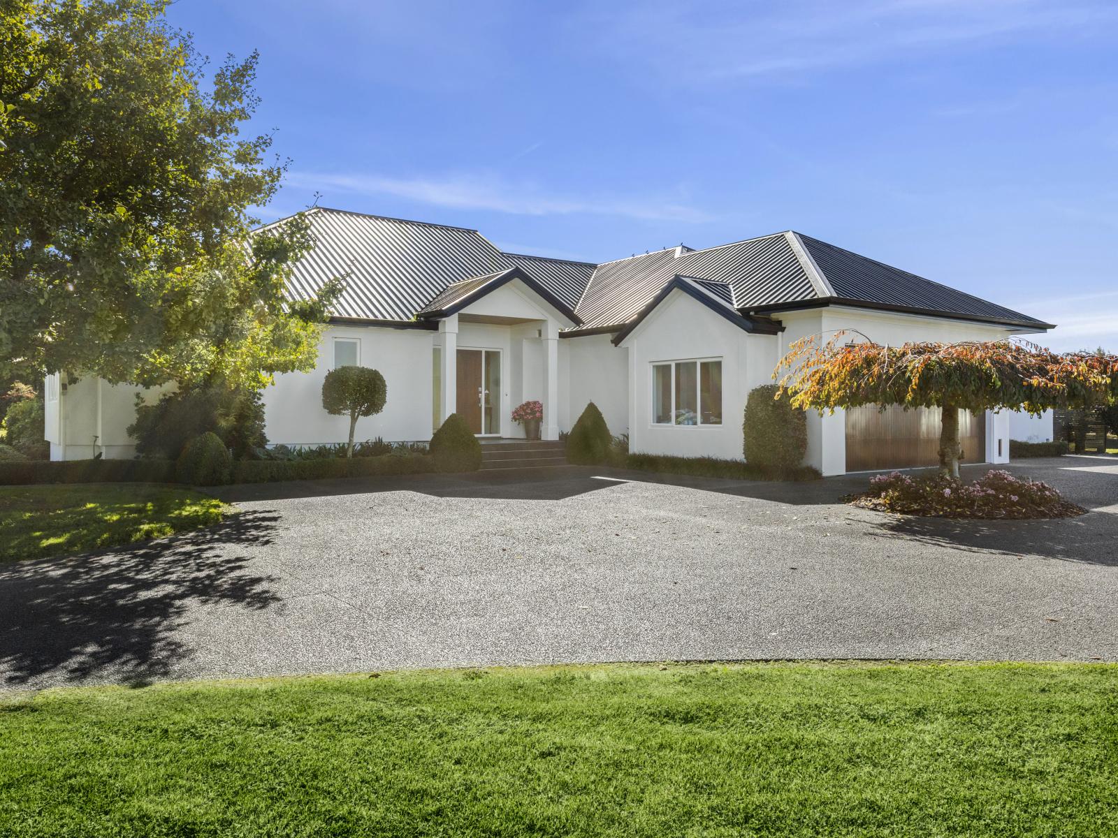 397 Grasslands Drive, Cambridge