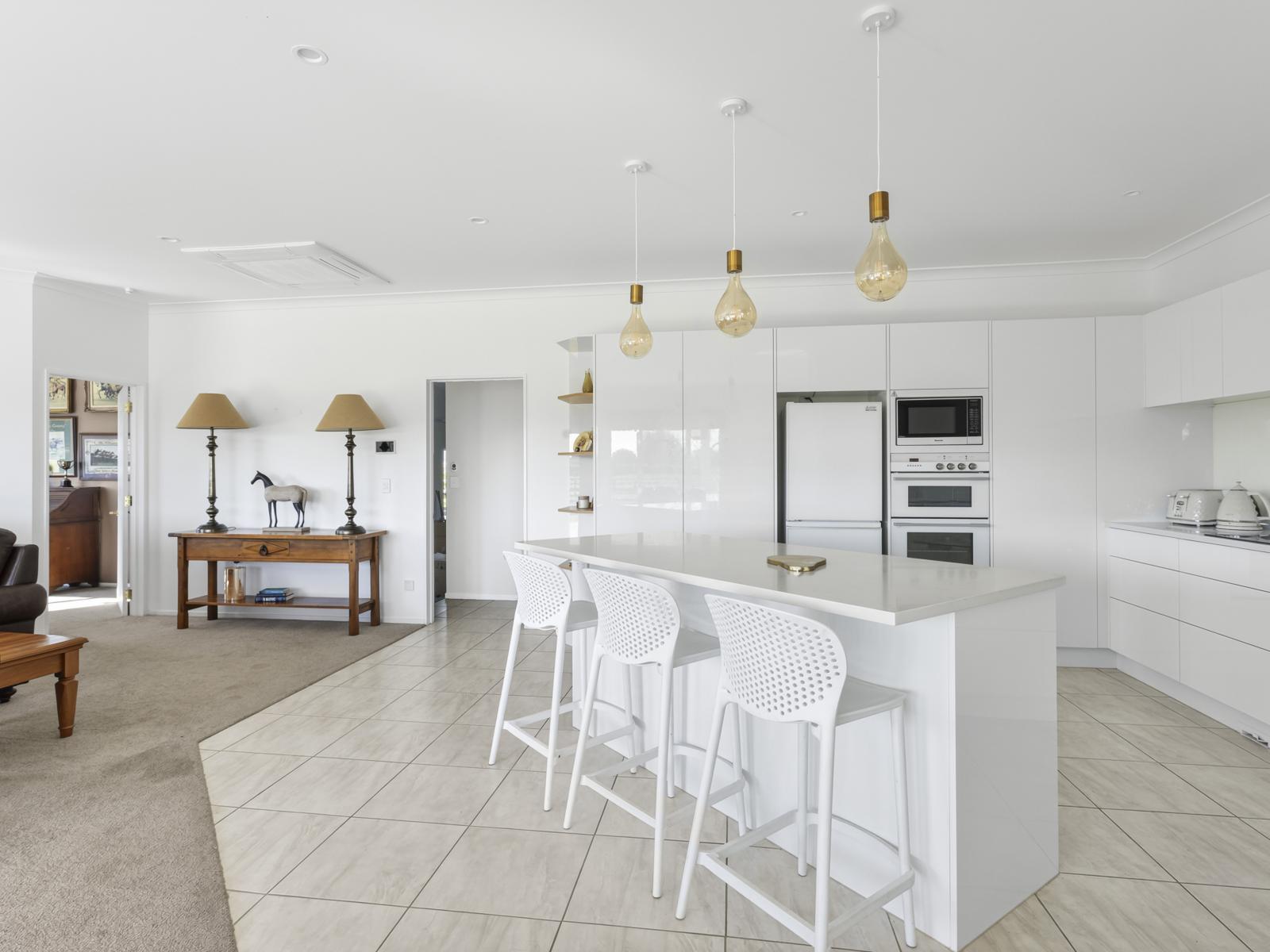397 Grasslands Drive, Cambridge