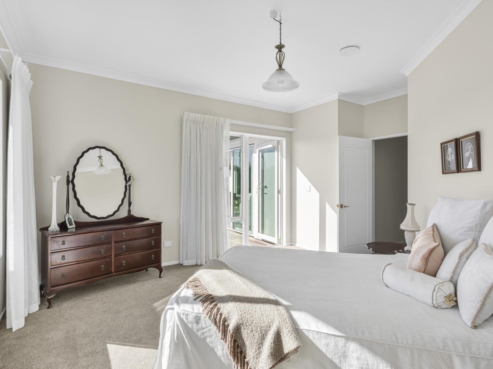 397 Grasslands Drive, Cambridge