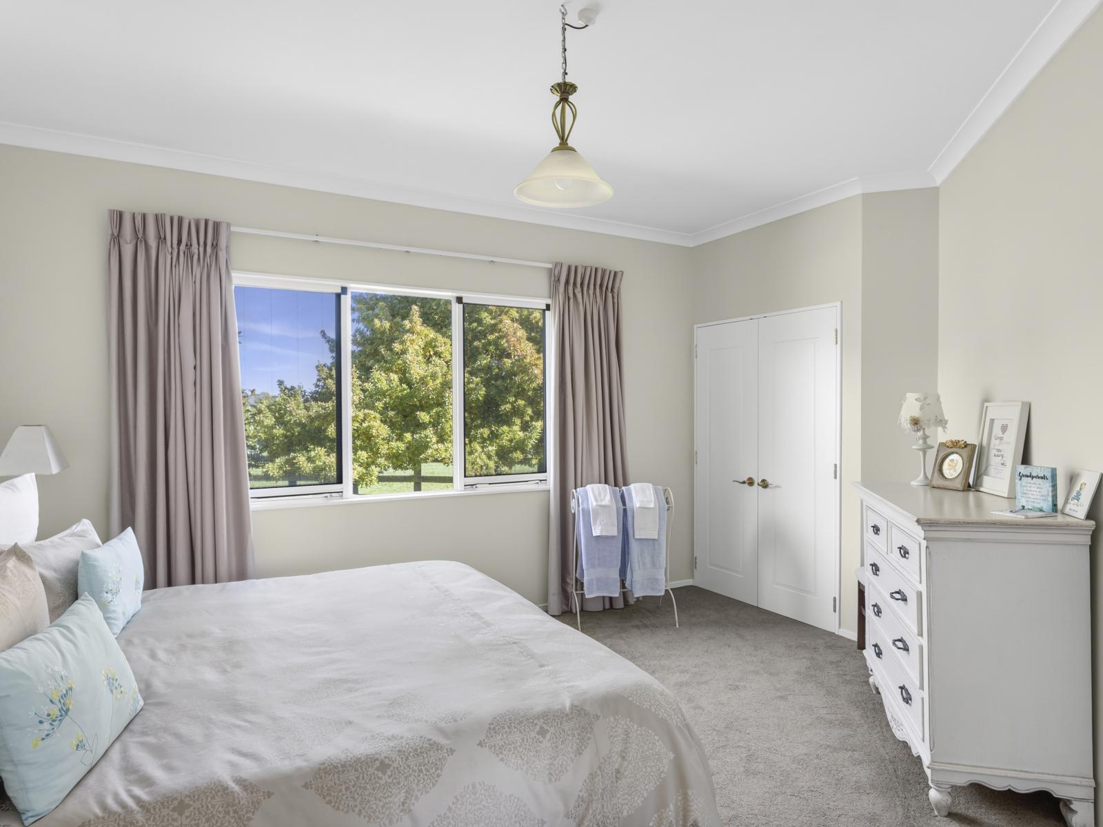397 Grasslands Drive, Cambridge